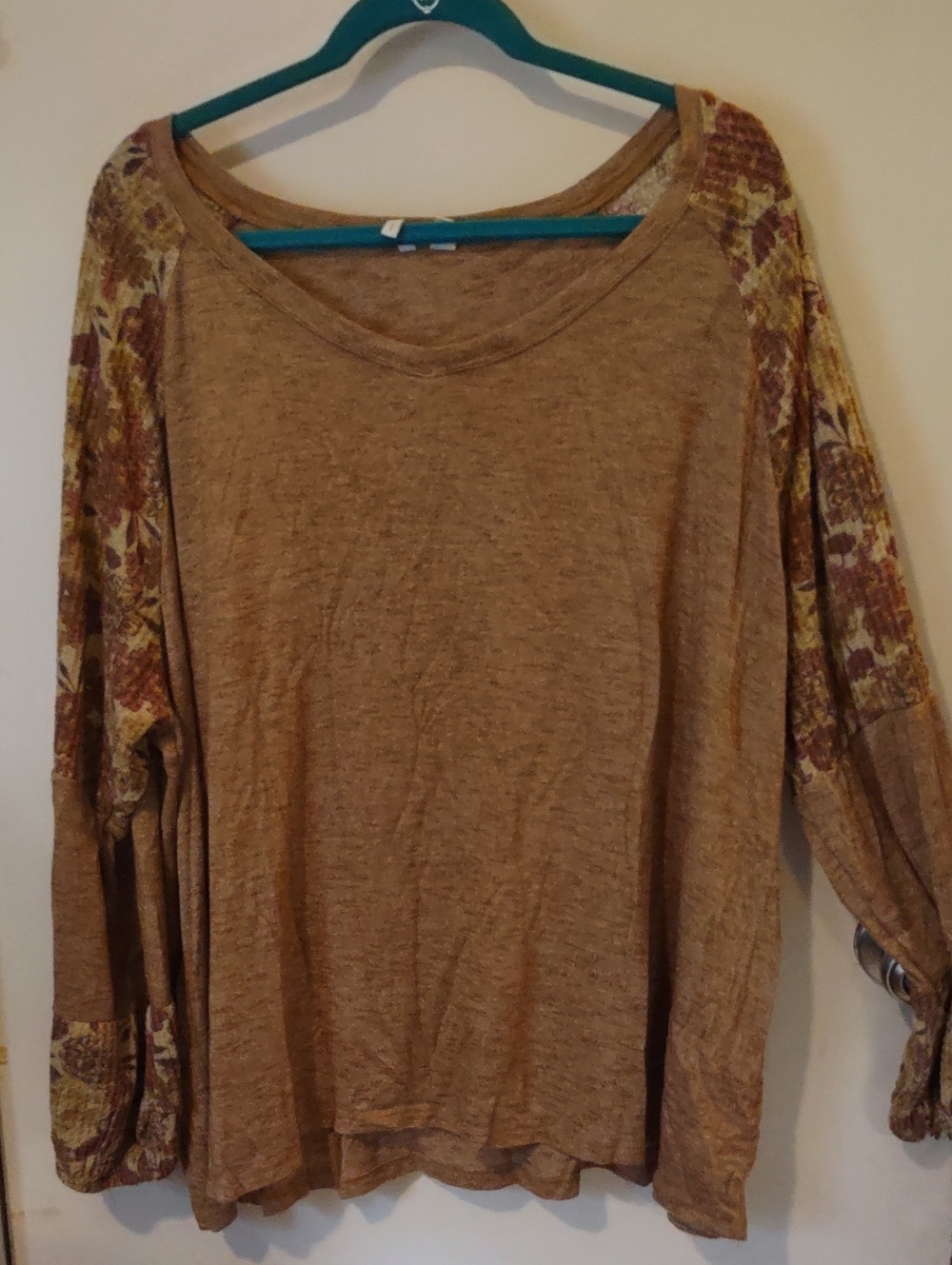 Cato Brown Scoop Neck Long Sleeve Top with Patterned Raglan Sleeves